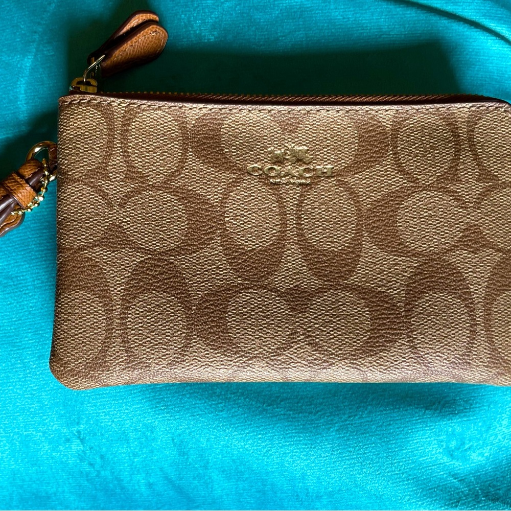 Authentic Coach Medium Double Zip Wallet
